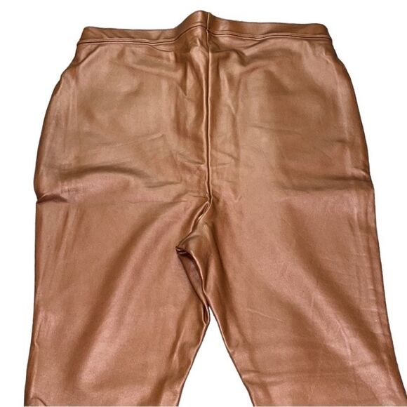 FTF Coated Ponte High Rise Knit Leggings - Picture 7 of 10